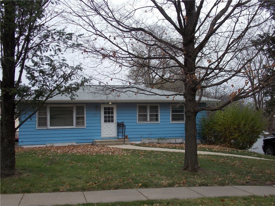 Front view of home.