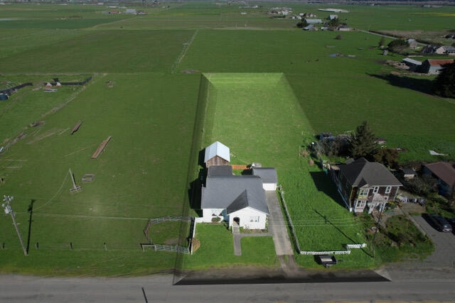 3935 Grizzly Bluff aerial
