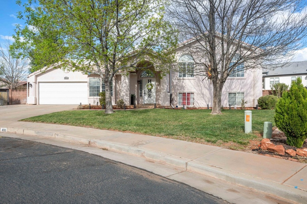 833 S 375 St E, Ivins, UT 84738 - photo 1