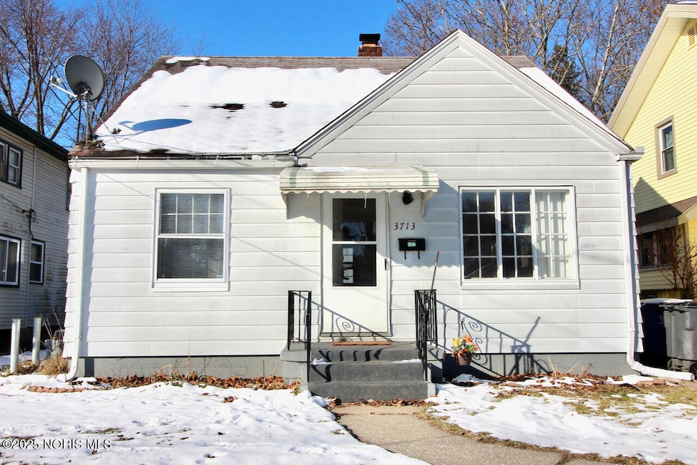 3713 Drexel Dr, Toledo, OH 43612 - photo 1