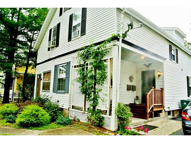 522 Winter St, Woonsocket, RI 02895 - photo 1