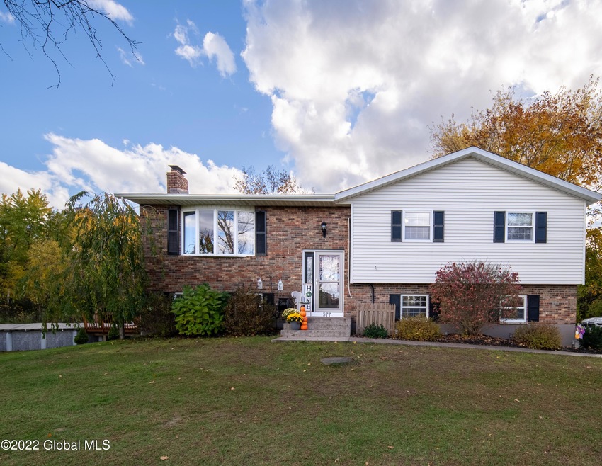 577 Randall Rd, Ballston Spa, NY 12020 - photo 1