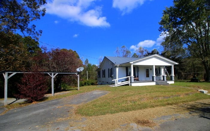 300 Page Cir, Ellijay, GA 30540 - photo 1