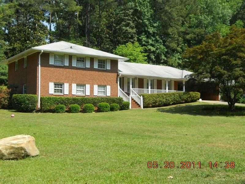 Exterior Front. Primary Photo #1