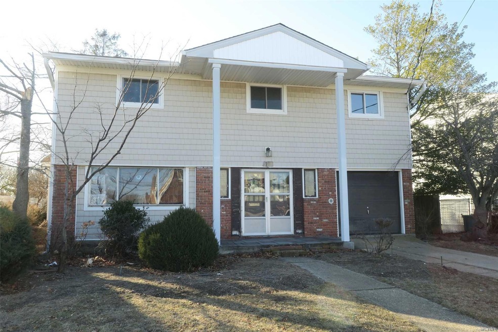 3004 Bellmore Ave, Bellmore, NY 11710 - photo 1