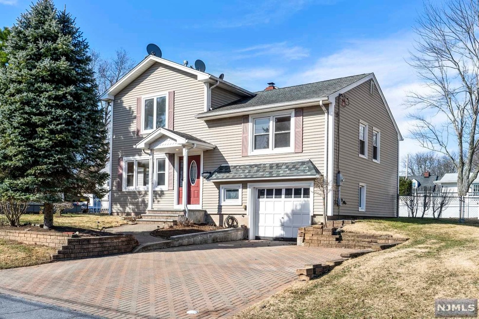 303 Bradley Ave, Northvale, NJ 07647 - photo 1