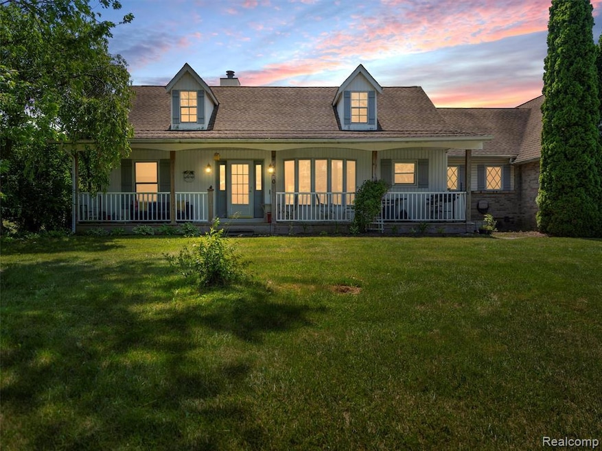 2520 Chilson Meadows Ln, Howell, MI 48843 - photo 1