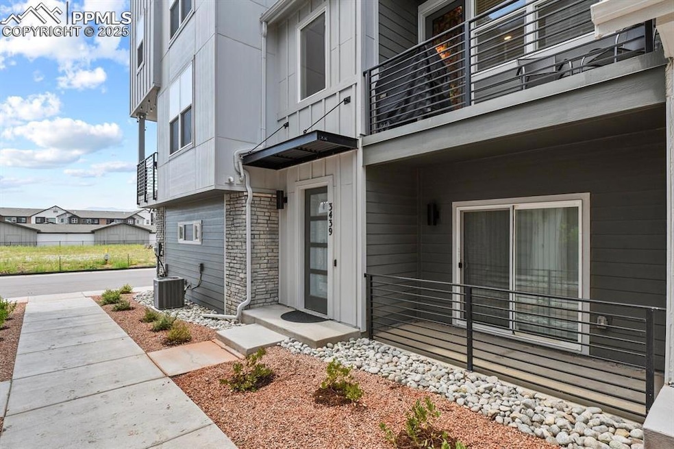 For Sale $475,000 • Co-Listing Agent