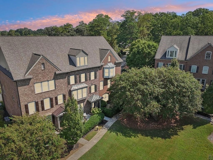 550 Micayne Cir SE unit 1, Smyrna, GA 30082 - photo 1