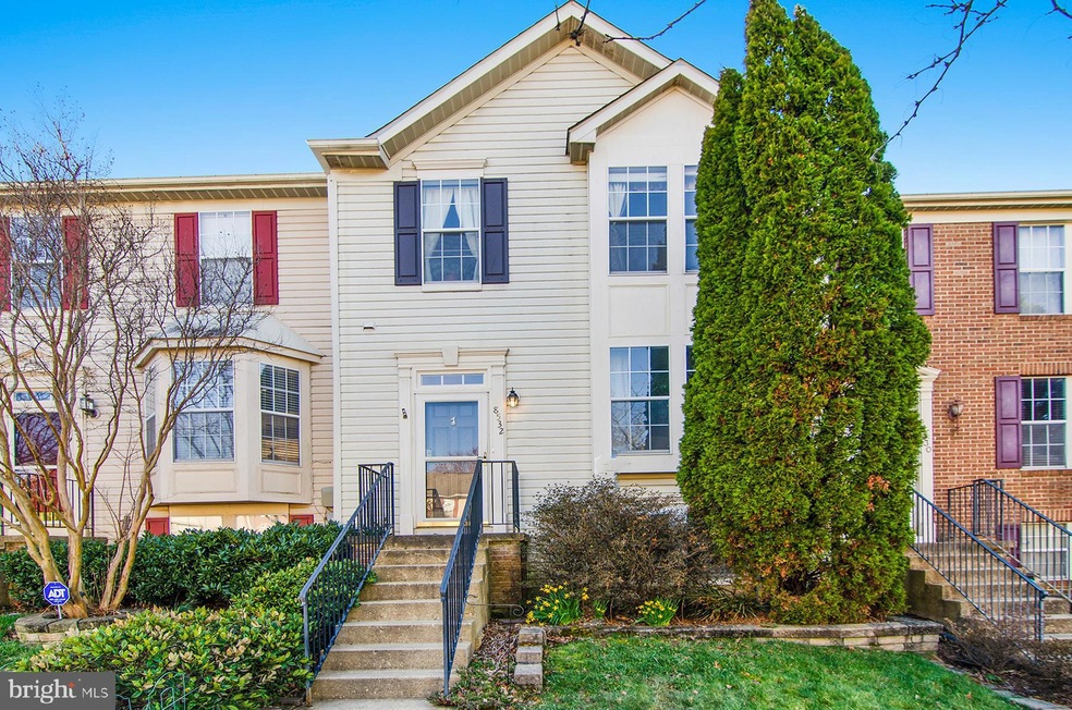 8532 Pine Meadows Dr, Odenton, MD 21113 - photo 1