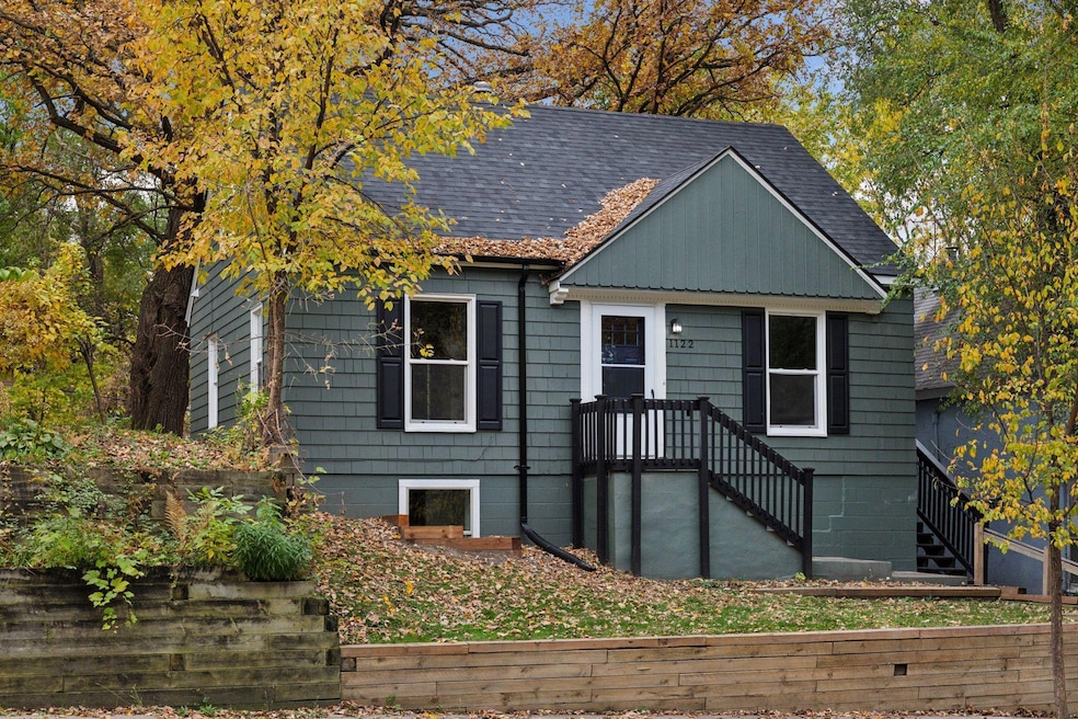 1122 6th St E, Saint Paul, MN 55106 - photo 1