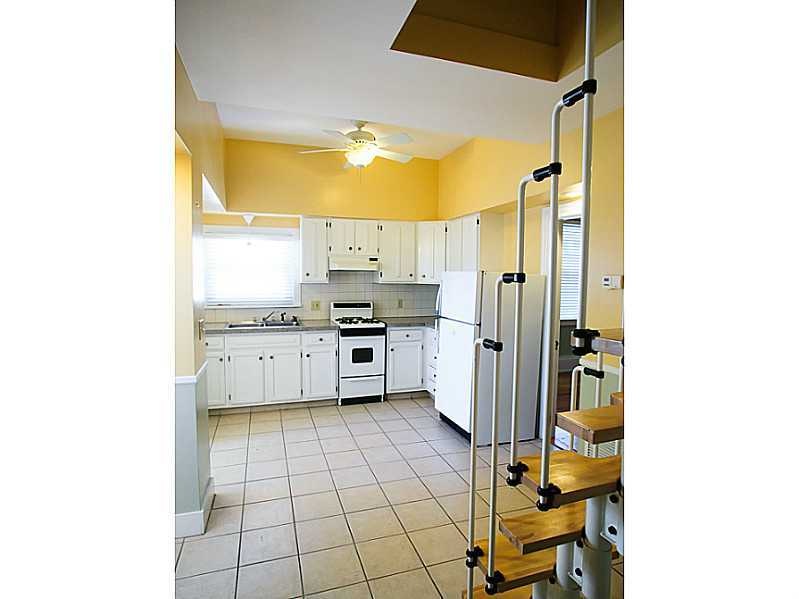 3 Maple Ave, Riverside, RI 02915 - photo 1