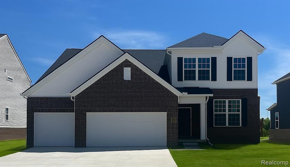 51341 Deerbrook Dr, Macomb, MI 48042 - photo 1