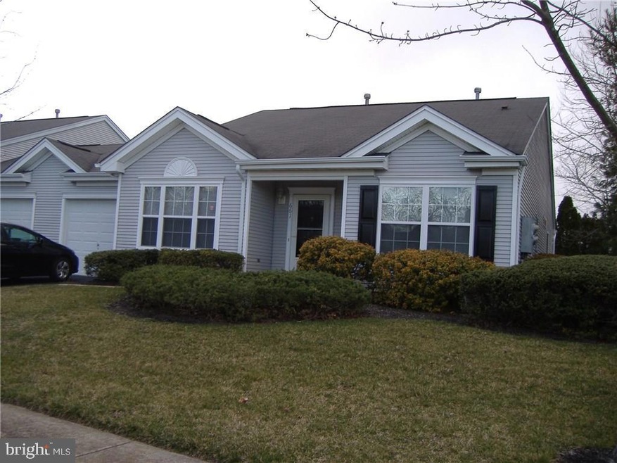 661 E Chancery Ln unit 50, Galloway, NJ 08205 - photo 1