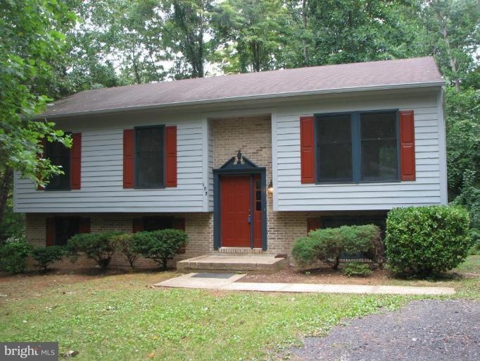 103 Cloverhill Ct, Locust Grove, VA 22508 - photo 1