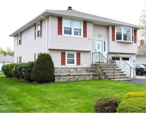 118 Ray St, Ludlow, MA 01056 - photo 1