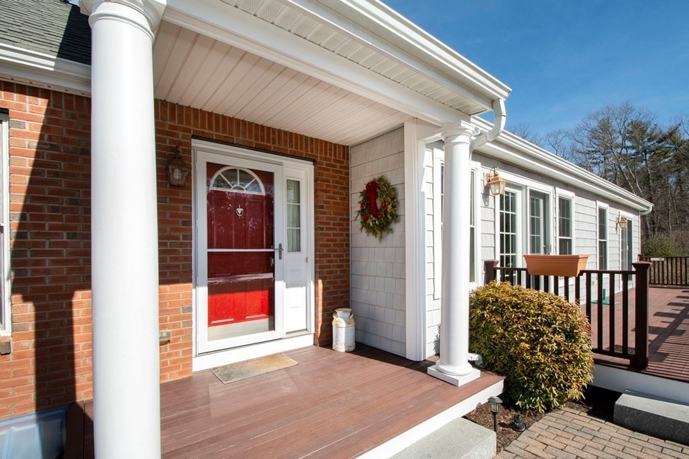 74 Hemlock Cir, Hanover, MA 02339 - photo 1