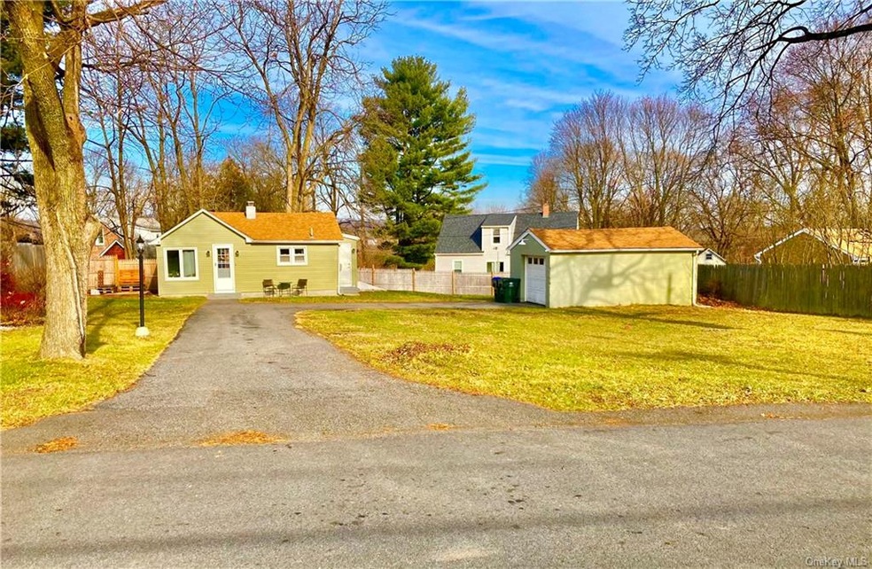 10 Putnam St, Newburgh, NY 12550 - photo 1