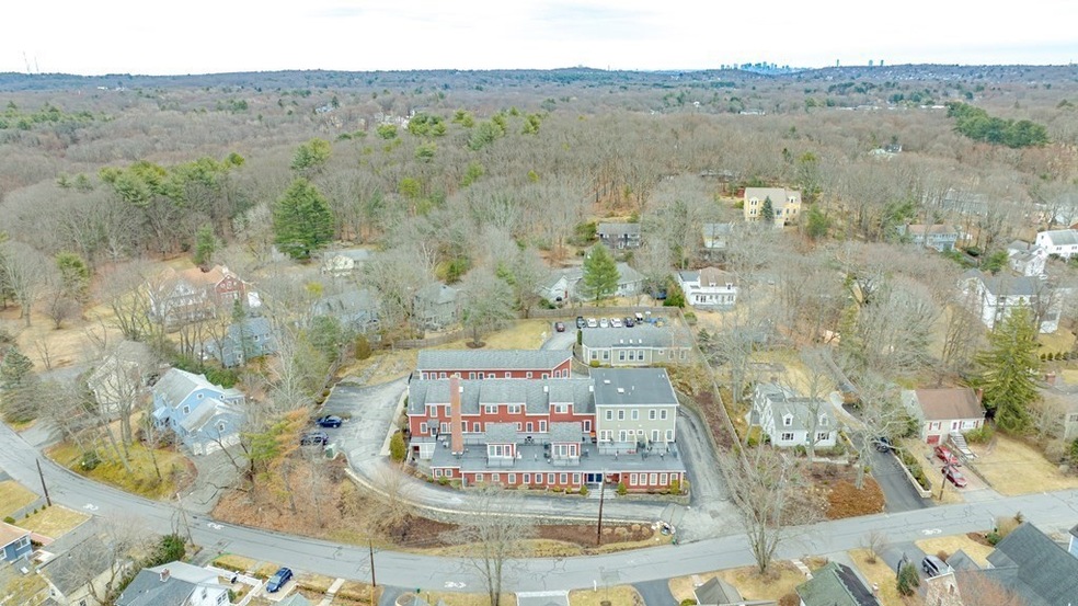 31 Fletcher Ave unit 11, Lexington, MA 02420 - photo 1