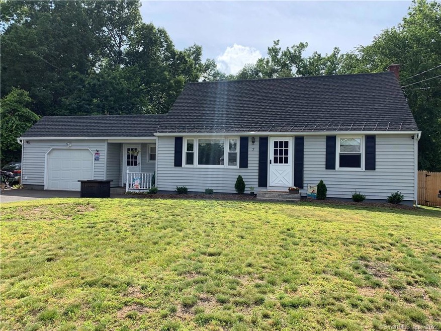 7 Elan St, Enfield, CT 06082 - photo 1