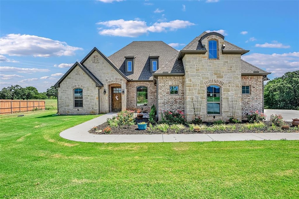 1057 Alexis Dr, Pottsboro, TX 75076 - photo 1