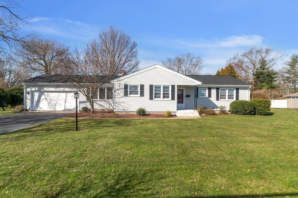 112 Grassy Gutter Rd, Longmeadow, MA 01106 - photo 1