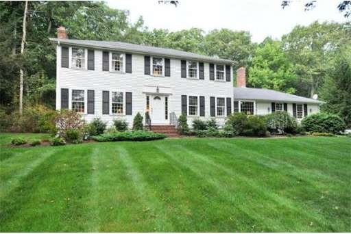 3 Nauset St, Medfield, MA 02052 - photo 1