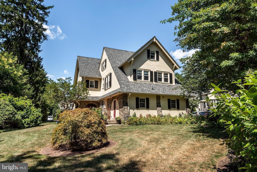 118 Montrose Ave unit B, Bryn Mawr, PA 19010 - photo 1