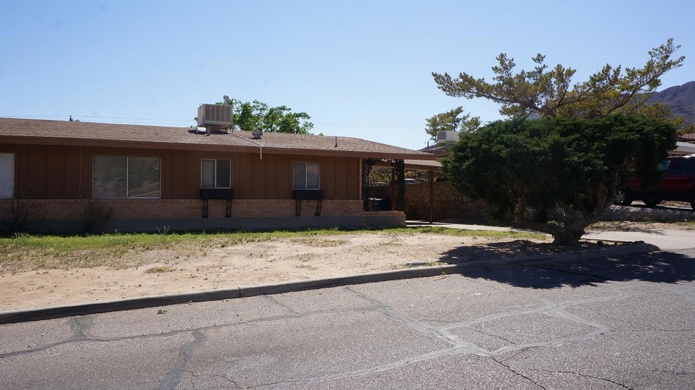 2610 Pierce Ave, El Paso, TX 79930 - photo 1