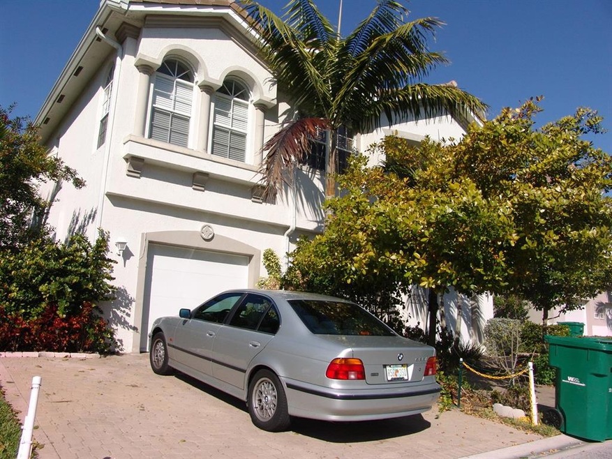 3071 Laurel Ridge Cir, Riviera Beach, FL 33404 - photo 1