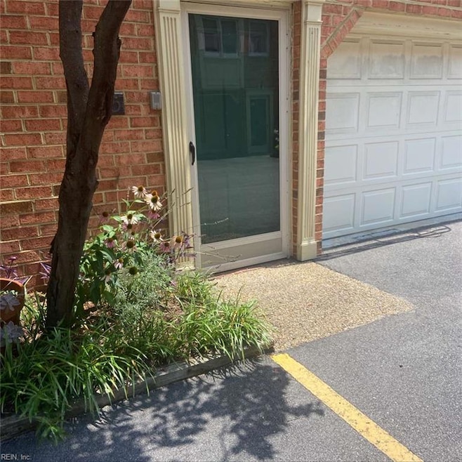For Rent $1,925/month • Co-Listing Agent
