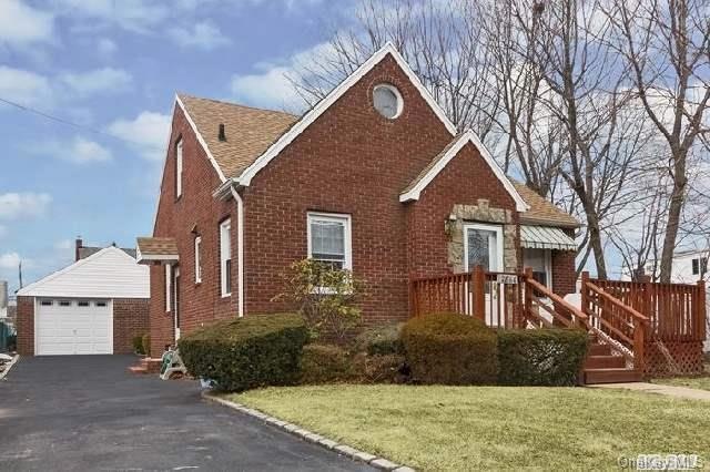 2866 Harvey Ave, Oceanside, NY 11572 - photo 1