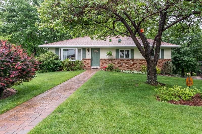 4 East Dr, Stanhope, NJ 07874 - photo 1