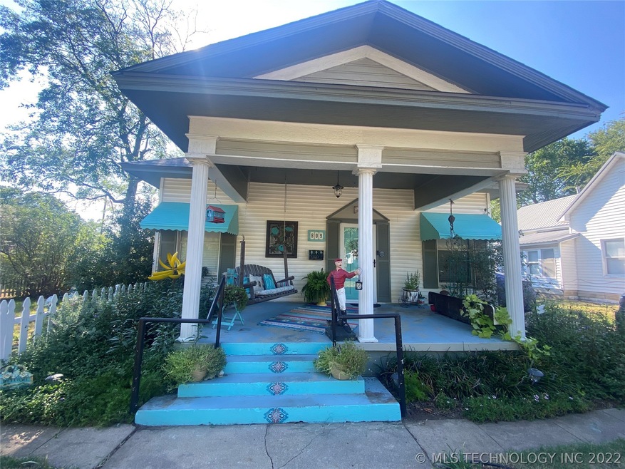 809 Hargrove St, Ardmore, OK 73401 - photo 1