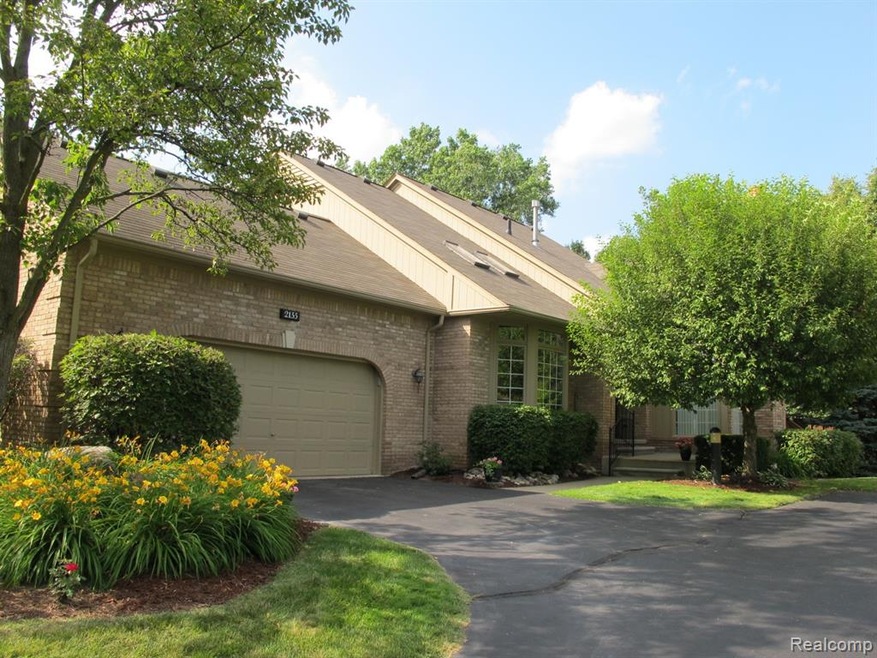 Welcome to 2155 Clearwood Ct