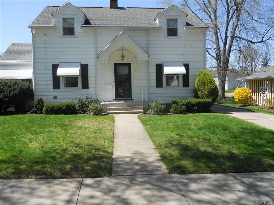 Welcome to 31 Ballard Avenue
