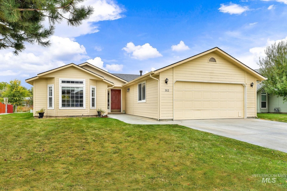 312 S Valley Dr, Nampa, ID 83686 - photo 1