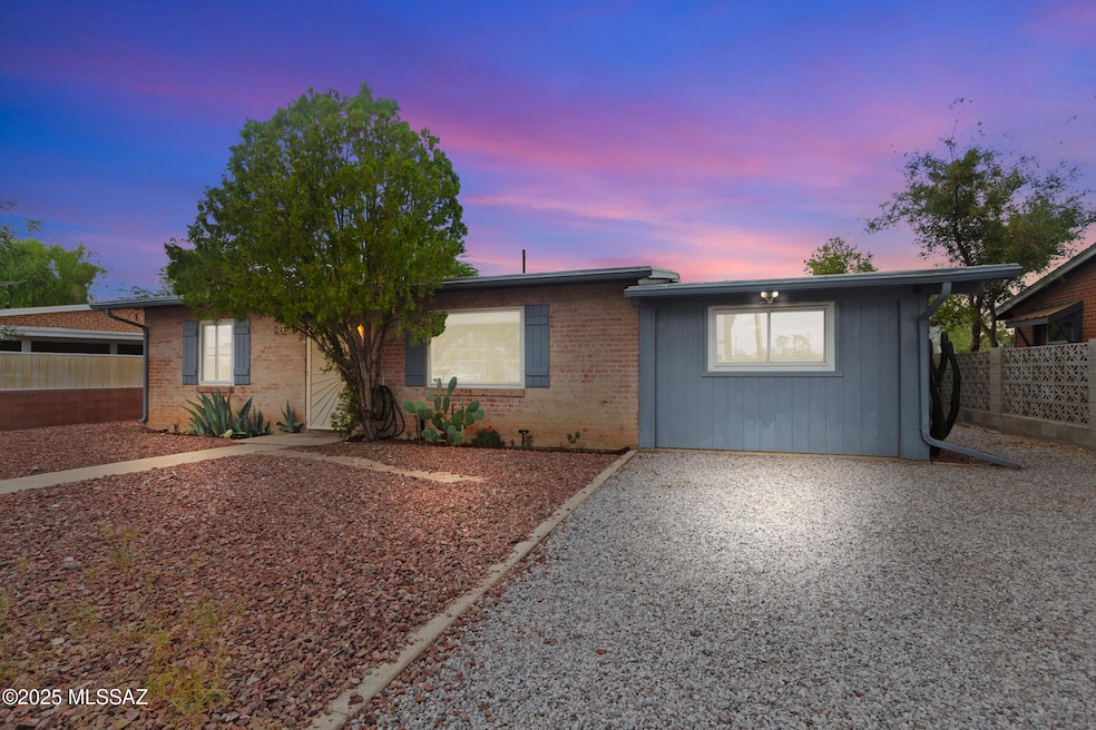 4337 E Lester St, Tucson, AZ 85712 - photo 1