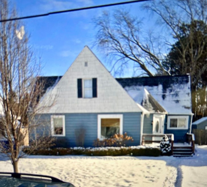 1236 Plymouth Ave NE, Grand Rapids, MI 49505 - photo 1