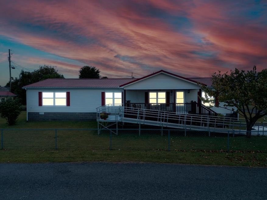 51 Andys Crossing, Chavies, KY 41727 - photo 1