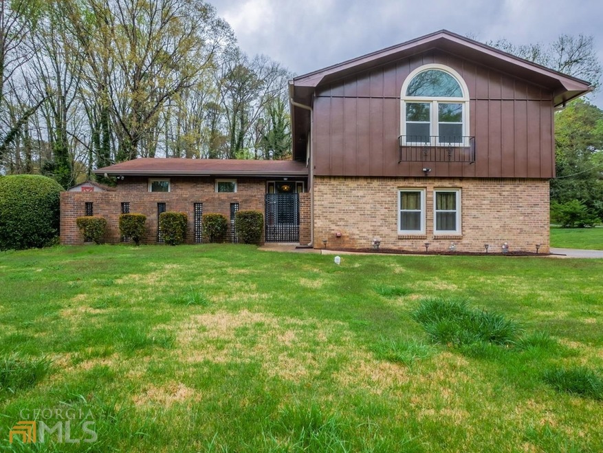 5891 Fox Run, Rex, GA 30273 - photo 1