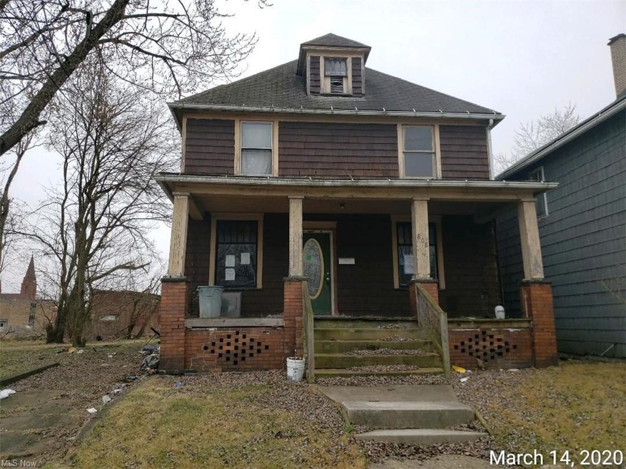808 4th St NE, Canton, OH 44704 - photo 1