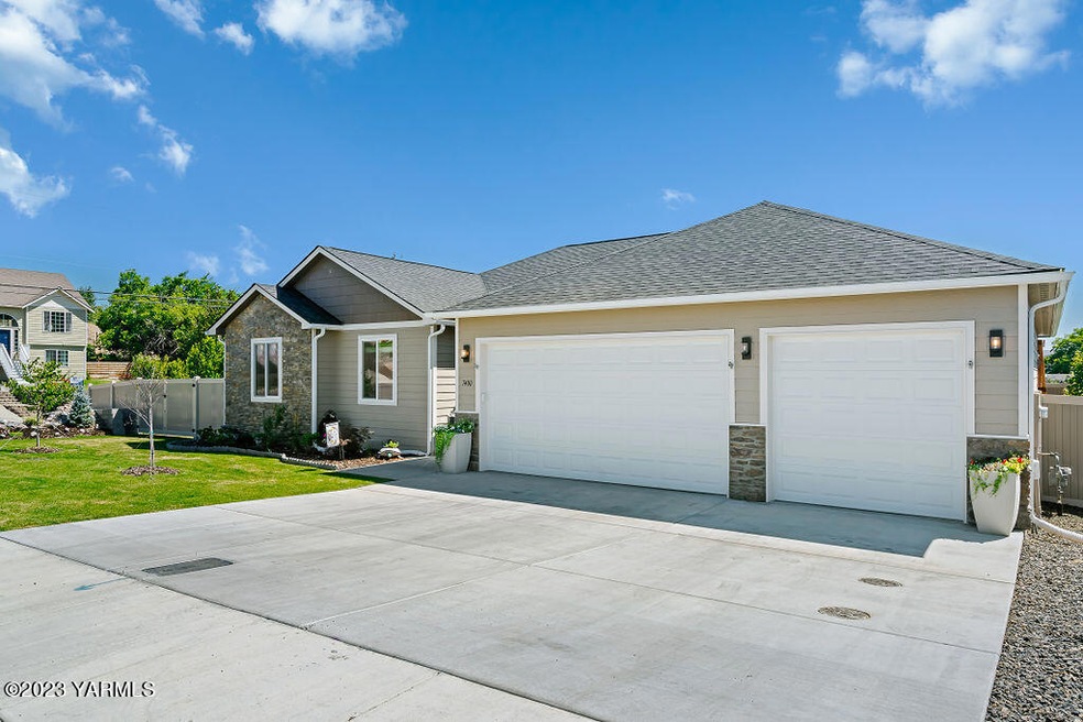 7400ViewcrestWay-1copy