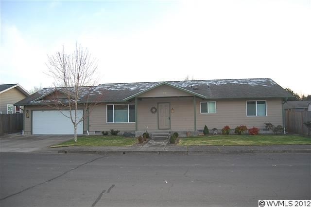 920 SE Viewmont Ave, Corvallis, OR 97333 - photo 1