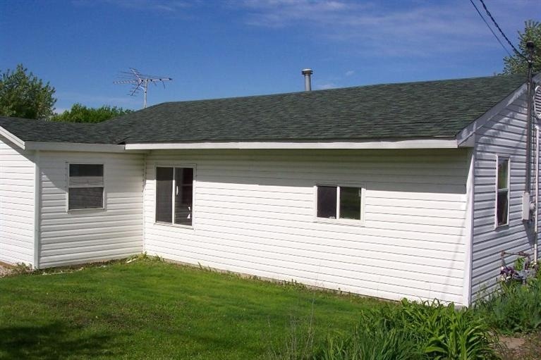 9939 Kreitzburg St, Dyer, IN 46311 - photo 1