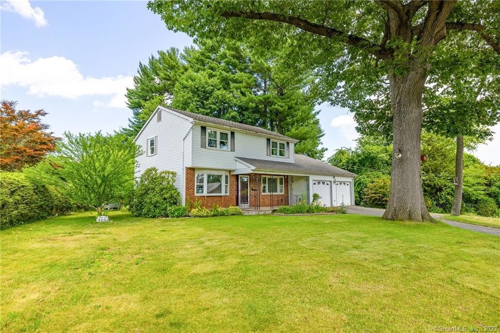 21 Ridgemont Dr, Wethersfield, CT 06109 - photo 1