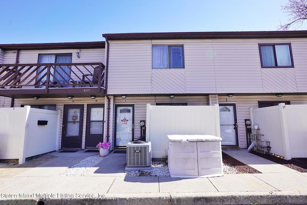 Sold $360,000 • Co-Listing Agent