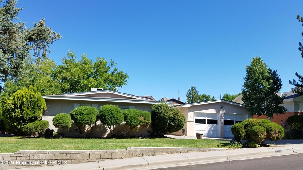 204 W 38th St, Farmington, NM 87401 - photo 1