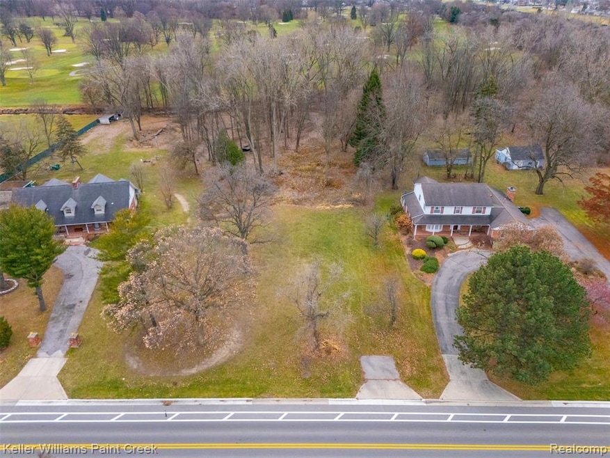 13000 Plumbrook Rd, Sterling Heights, MI 48312 - photo 1