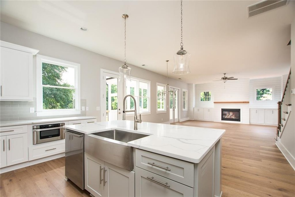 2749 Morris Cir SE, Smyrna, GA 30080 - photo 1